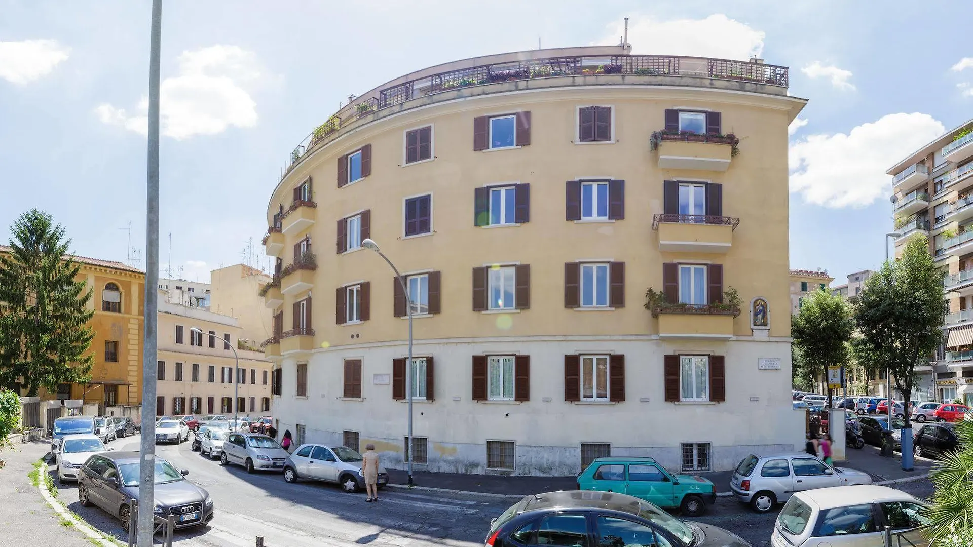 Domus Manlii B&B contacts