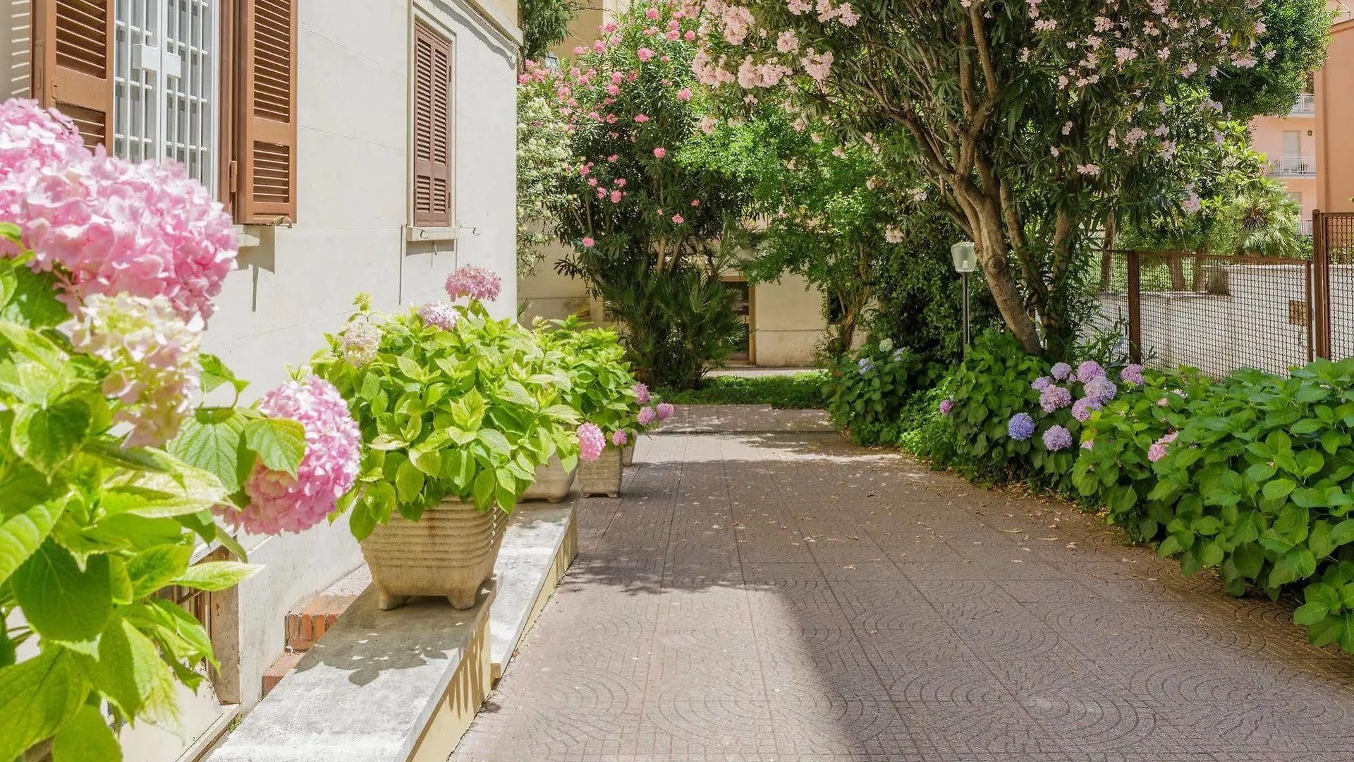 Domus Manlii B&B Rome 3*,  Italy