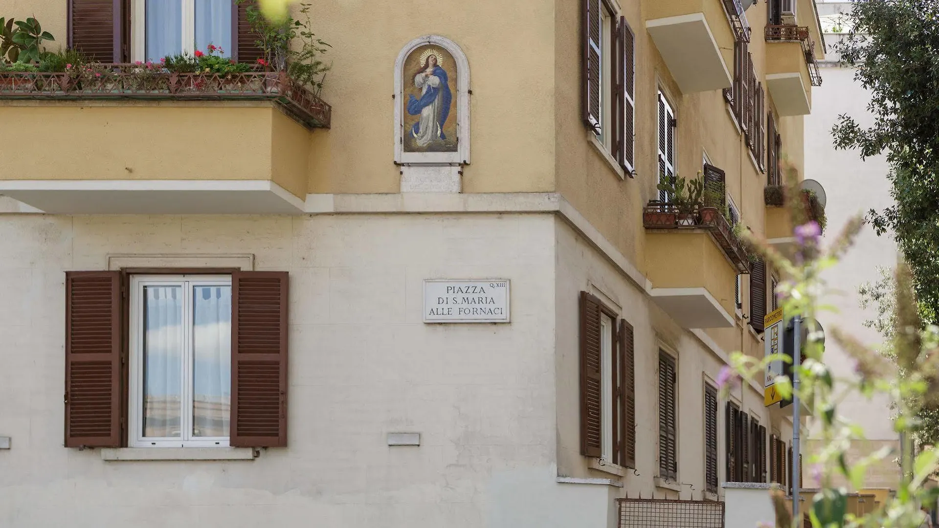 *** Bed & Breakfast Domus Manlii B&B Rome Italy